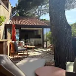 Mazet De La Calanque Hébergement de vacances *
