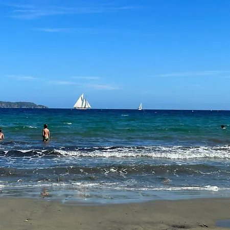 Mazet De La Calanque Cavalaire-sur-Mer