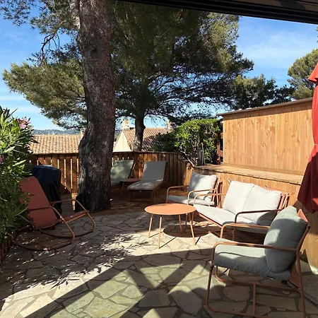Mazet De La Calanque Ferienhaus *
