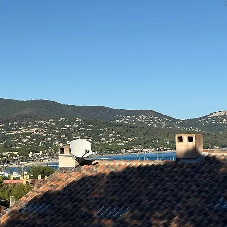 Mazet De La Calanque
